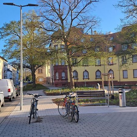 Wohnung Medicus, 3 Zkb, Balkon, Garten, Naehe Stadtpark, Ruhig カイザースラウテルン エクステリア 写真